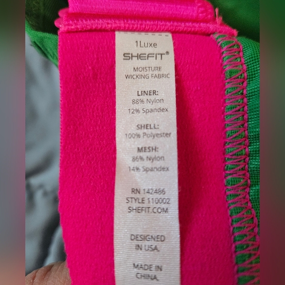 SHEFIT Sports Bra GREEN and Pink LIKE NEWish 1LUXE - Picture 3 of 6